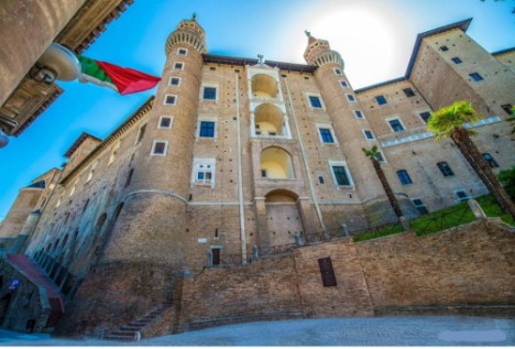urbino-Palazzo Ducale - Urbino - Marche -traslochi